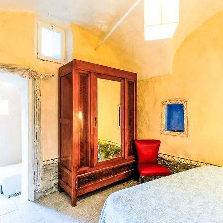 Appartamento Yellow House By Interhome *